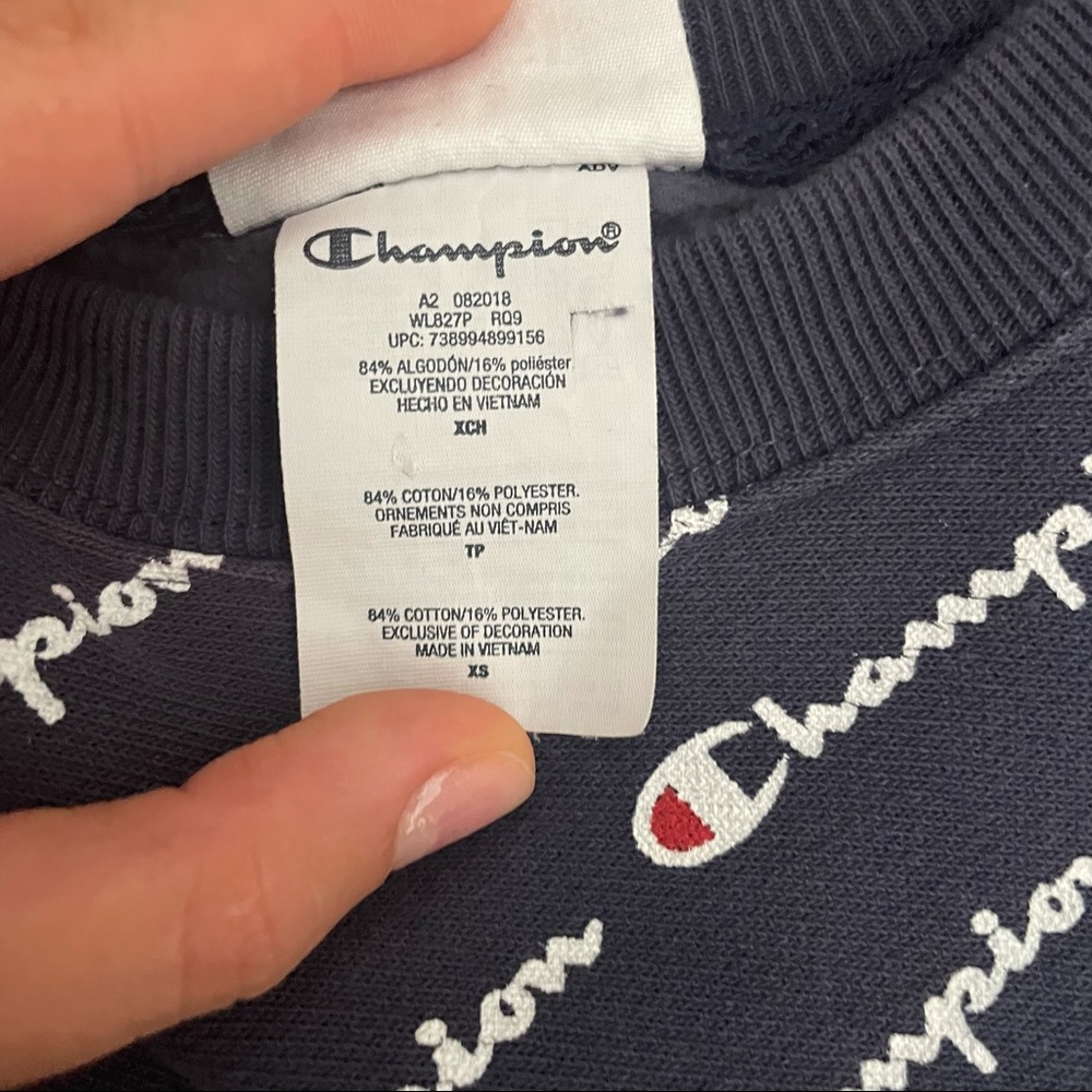 Navy blue Champion logo cropped crew neck sweatshirt - Picture 4 of 6